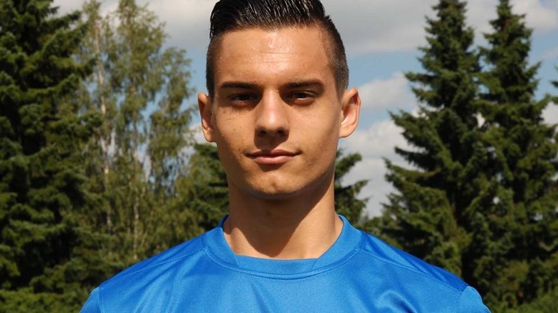Marko Zuljewic, 18 Jahre Mittelfeld Nr. 18 Kroatien