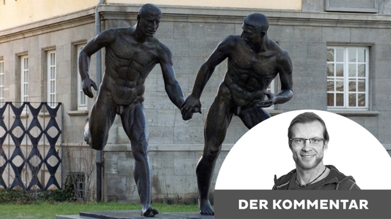 Die Skulptur zweier Staffelläufer steht am Eingang der Sportwissenschaftlichen Fakultät - und jetzt auch sinnbildlich für die Wiederbelebung akademischer Trainerausbildung in Leipzig. Hand in Hand arbeiten Universität und Landesregierung zusammen.