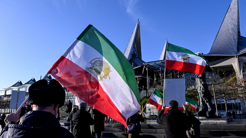Terrorplan: Iranischer Diplomat verurteilt