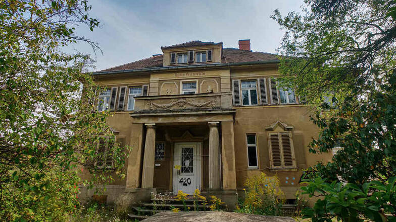 Diese alte Villa am Basteiplatz in Strehlen wurde am 24. August 2019 besetzt. Das hat nun ein juristisches Nachspiel für die Beteiligten.