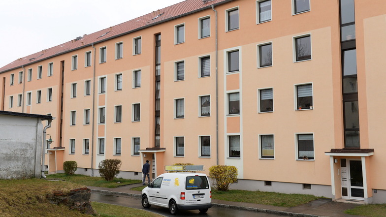 Rund 250.000 Euro will die Kommunale Wohnungsgesellschaft Dipps hier in Dipps auf der Goethestraße ausgeben für eine Verbesserung von Dämmung und Heizung.
