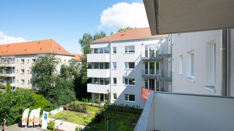 Auf der Ulmenstraße 16 in Dresden ist im Juni eine der ersten Sozialwohnungen der kommunalen Wohnungsgesellschaft WiD übergeben worden.
