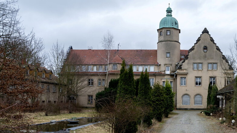 Tatort-Kulisse: Schloss Helmsdorf steht zum Verkauf