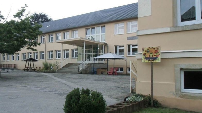 Grundschule Demitz-Thumitz: Im Schulanbau entstehen neue Horträume. Vor allem hinsichtlich des Brandschutzes wird nachgerüstet.