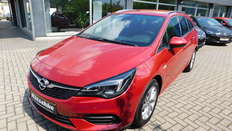Der neue Opel Astra ist ein echter Hingucker. 