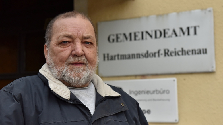 Noch ist Reinhard Pitsch der Bürgermeister von Hartmannsdorf-Reichenau. Im September macht er den Weg frei für eine Nachfolgerin oder einen Nachfolger.