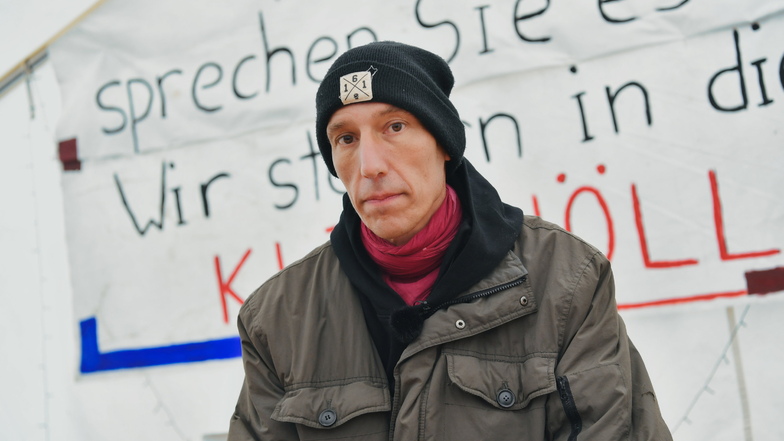 Die hungerstreikenden Klimaaktivisten leben seit Wochen in einem Zeltcamp im Berliner Invalidenpark neben dem Bundeswirtschaftsministerium.