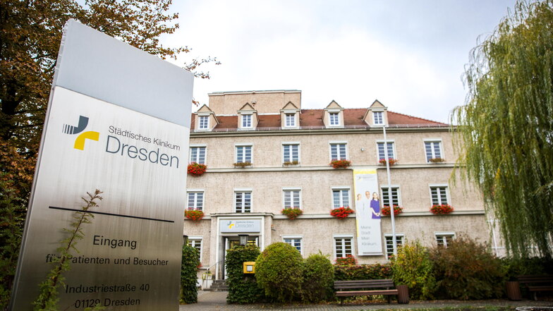 Bleibt die stationäre Patientenversorgung an der Industriestraße erhalten? So positionieren sich die Dresdner OB-Kandidaten zur Zukunft des Krankenhauses Neustadt.