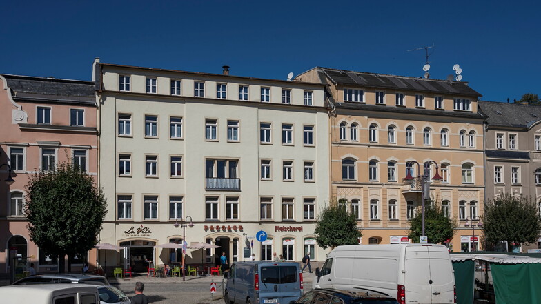Für die Passage am Markt in Sebnitz (Mitte) wird schon wieder ein neuer Käufer gesucht.