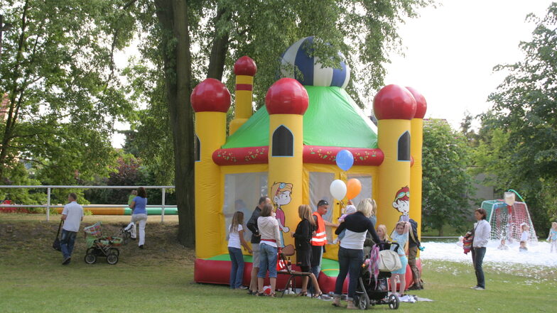 Kinderfest im Ottendorfer Teichwiesenbad