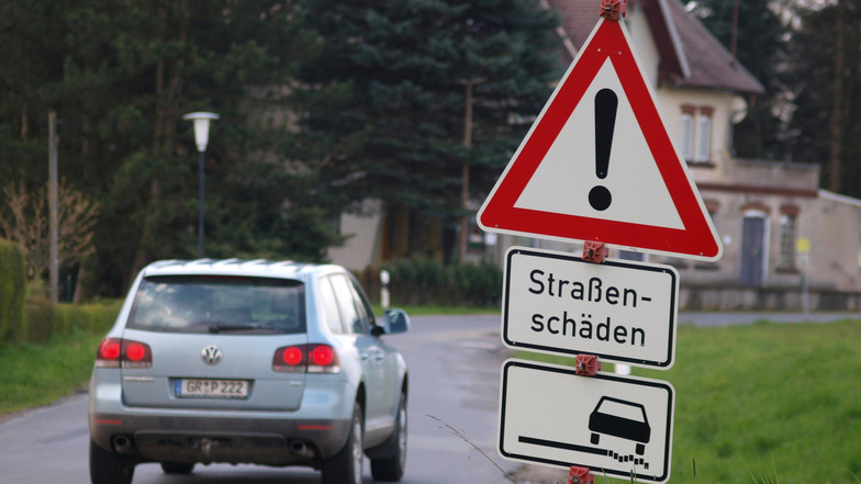 Der Landkreis will die Ortsdurchfahrt in Kiesdorf auf Vordermann bringen.