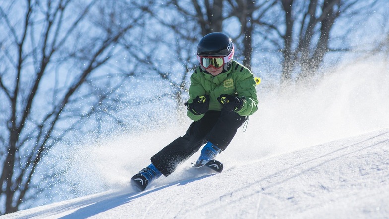Wintersport macht Spaß – aber nicht selten endet er im Krankenhaus. Bei kleineren Verletzungen kann aber jeder selbst den Heilungsprozess beschleunigen.