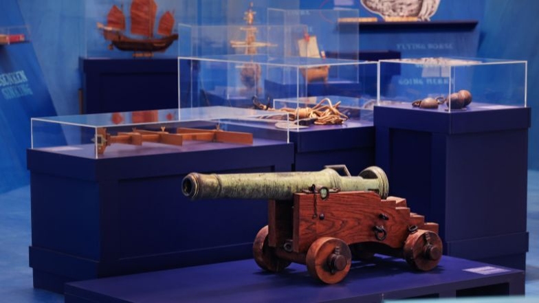Auch dieses Modell einer historischen Schiffskanone gehört zur neuen Piraten-Ausstellung im Verkehrsmuseum