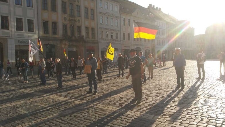 Polizei löst Demo auf Zittauer Markt auf