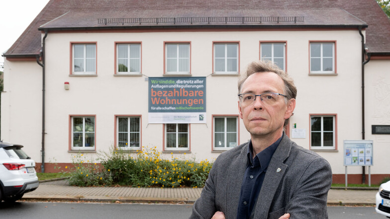Bezahlbare Wohnungen zu sichern, sind für Andreas Wendler, Geschäftsführer der Wohnungswirtschaft und Bau GmbH Bischofswerda, jeden Tag eine Herausforderung. Etwa jeder dritte Mieter des Unternehmens bekommt einen Mietzuschuss vom Amt.
