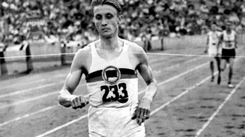 Er war seiner Zeit voraus – und den Konkurrenten sowieso. Rudolf Harbig, der Wunderläufer aus Dresden.
