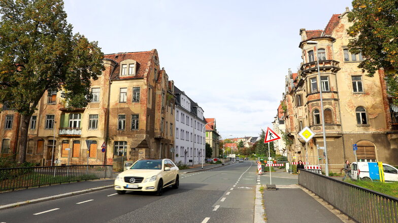 Blick auf das "Eingangstor der Stadt" an der Hochwaldstraße.