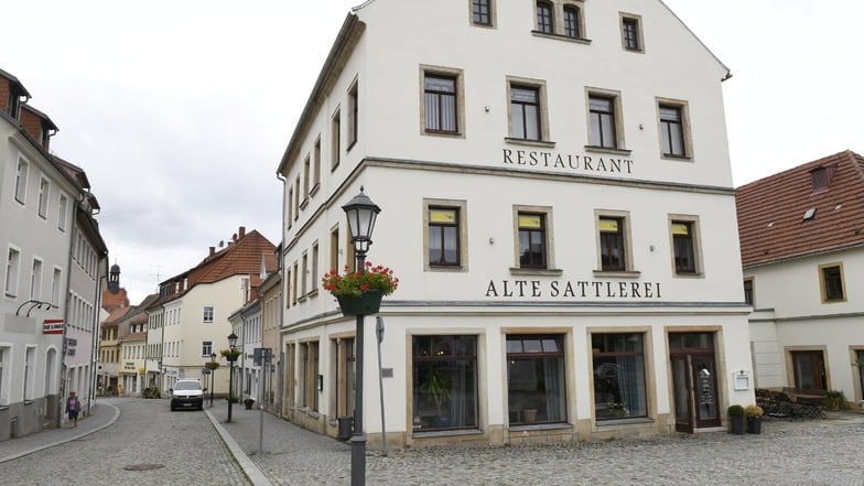 So sieht das Dippoldiswalde Gasthaus "Alte Sattlerei" von außen aus.