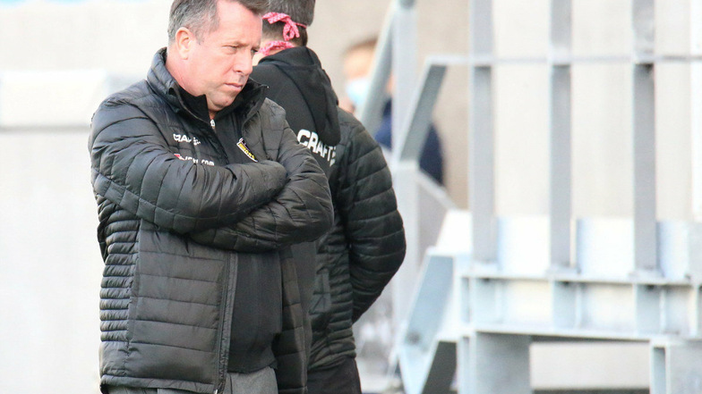 Dynamos Trainer Markus Kauczinski ist nach der Niederlage in Saarbrücken enttäuscht von seiner Mannschaft - und er sagt auch, warum das so ist.