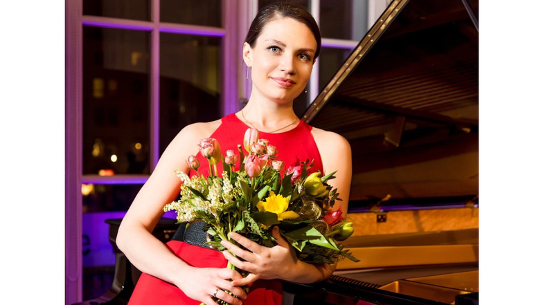 Die russische Pianistin Maria Burnaeva eröffnet die erste Klaviernacht des diesjährigen Palais Sommers. 