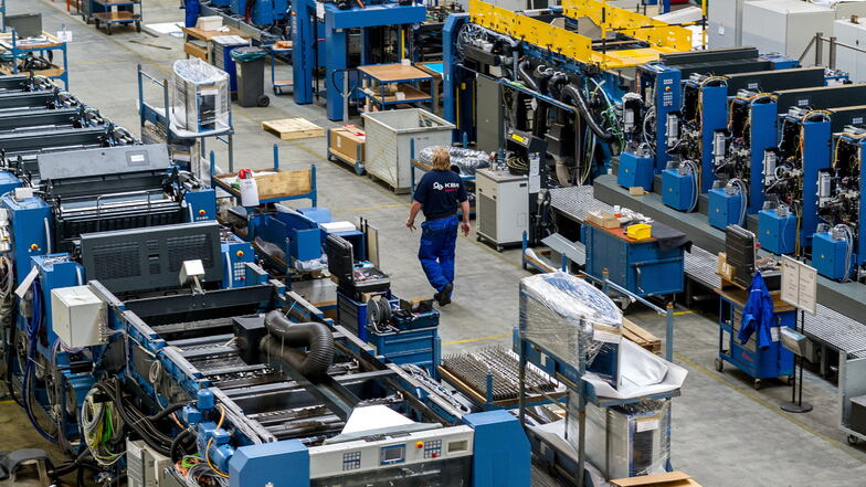 Blick in die Produktionshalle von Planeta: Hier werden Druckmaschinen hergestellt.