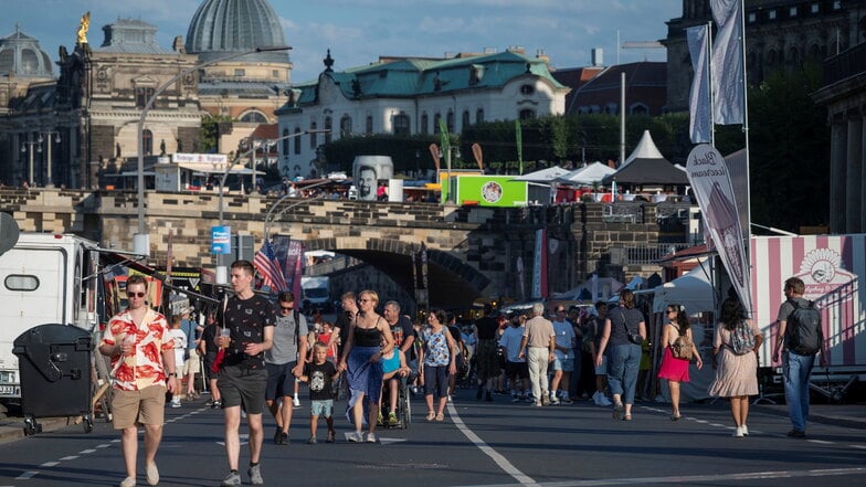 Bei heißem Wetter kommen Zehntausende in die Altstadt.