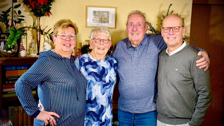 Christel (86 ) und Peter Lubach (87) feierten mit Tochter Anke Wieltsch und Sohn Ralf nicht nur Weihnachten.