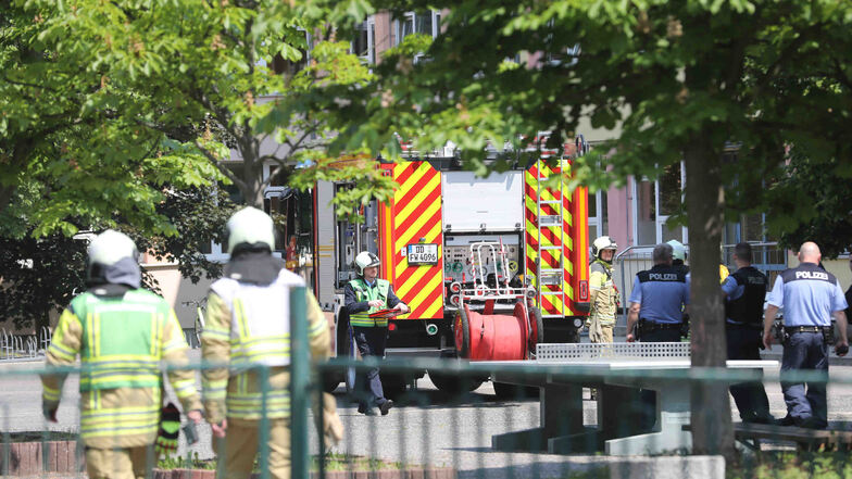 Die Dresdner Feuerwehr musste einen Brand in einer Oberschule der Stadt löschen.