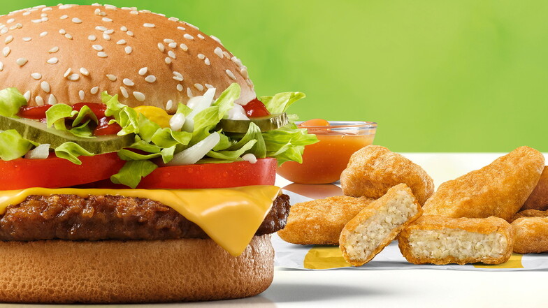 McDonald's erweitert sein vegetarisches Angebot mit den "McPlant Nuggets" und dem "McPlant Burger".