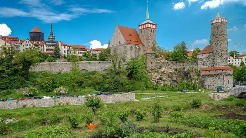 Bautzen mal aus einem anderen Blickwinkel erleben wie auf diesem Foto können Besucher am Tag des offenen Denkmals. Neben Wasserturm, Dom St. Petri, Michaeliskirche und Alter Wasserkunst (v.l.) stehen dann etliche weitere Objekte zur Besichtigung offen.