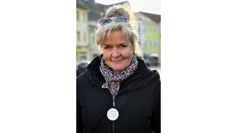Katrin Fuchs hat die Omas gegen Rechts in Döbeln mitgegründet. Sie will, dass "Demokratie wieder mehr in den Köpfen stattfindet".