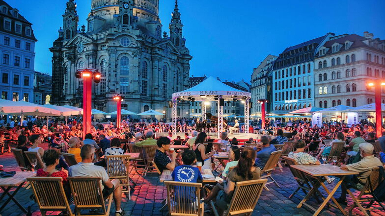 Beim Palais Sommer in Dresden werden in diesem Jahr über 200 Veranstaltungen geboten.