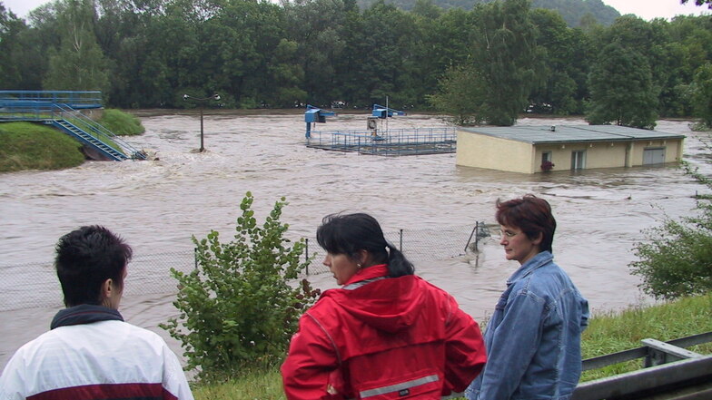 So sah die Kläranlage nach der Überschwemmung im August 2002 aus.