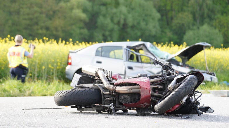 Motorradfahrer stirbt nach Unfall bei Bautzen