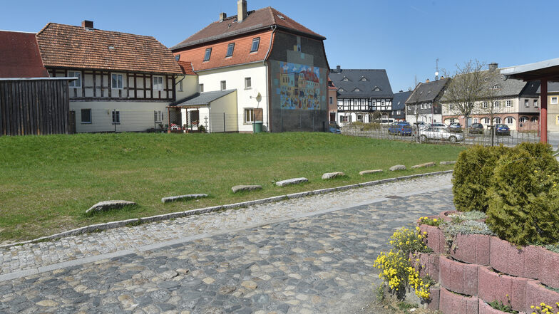 Auf der Abrissfläche des ehemaligen Ferienheims in Neusalza-Spremberg soll ein sportlicher Parcours entstehen.