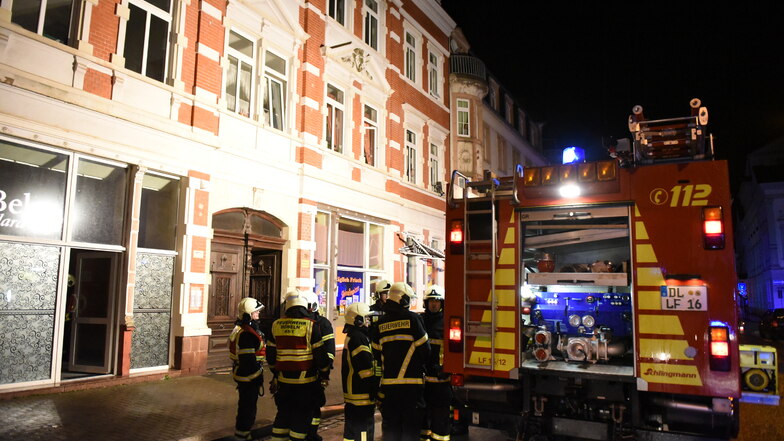 Kameraden der Feuerwehren Döben, Beicha und Limmritz waren vor Ort im Einsatz.