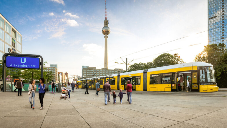 In Berlin fahren schon 199 Straßenbahnen von Bombardier. Jetzt kommt eine weitere hinzu. Sie wurde in Bautzen gebaut.
