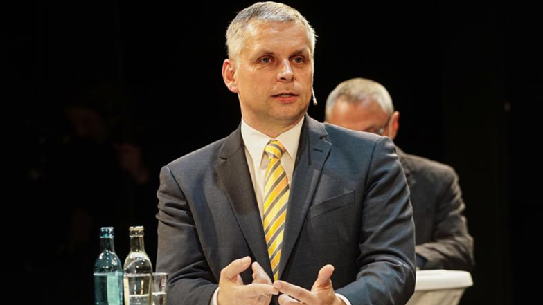 Der Bautzener Stadtrat Mike Hauschild (FDP) kritisiert den OB.