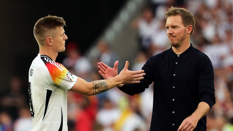 In seinem Podcast spricht Toni Kroos mit seinem Bruder Felix über das unglückliche deutsche Aus gegen Spanien. Er lobt Bundestrainer Julian Nagelsmann und erkennt einen großen Unterschied zu vorherigen Turnieren.