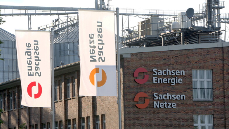 Die Netzleitstelle der SachsenEnergie in Heidenau. Von hier aus wird die Versorgung von 600.000 Privat- und Gewerbekunden gesteuert.