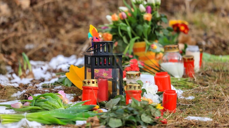Abschied von Luise: Trauerfeier für getötete Zwölfjährige aus Freudenberg