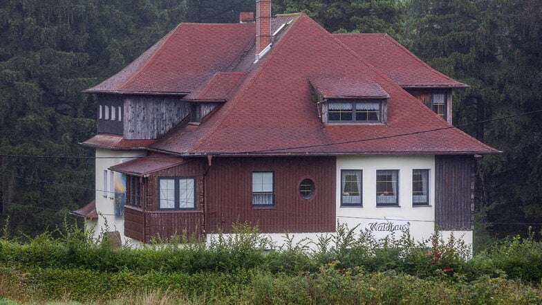 Für die Pension Waldhaus im Hohnsteiner Ortsteil Rathewalde wird ein Käufer gesucht.