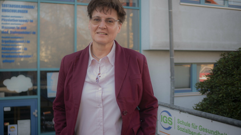 Anke Wilhelm leitet jetzt das Institut für Gesundheits- und Sozialberufe in Großröhrsdorf. Für die Zukunft des Hauses hat sie eine Vision.