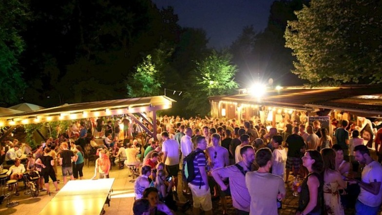 Das verspricht Entspannung am Freitag abend: Open-Air-Clubkonzert in der Saloppe Sommerwirtschaft Dresden.