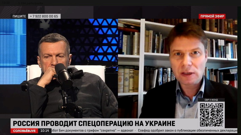 Der AfD-Bundestagsabgeordnete Steffen Kotré (r) war zu Gast in der Sendung des russischen TV-Propagandisten Wladimir Solowjow (l).