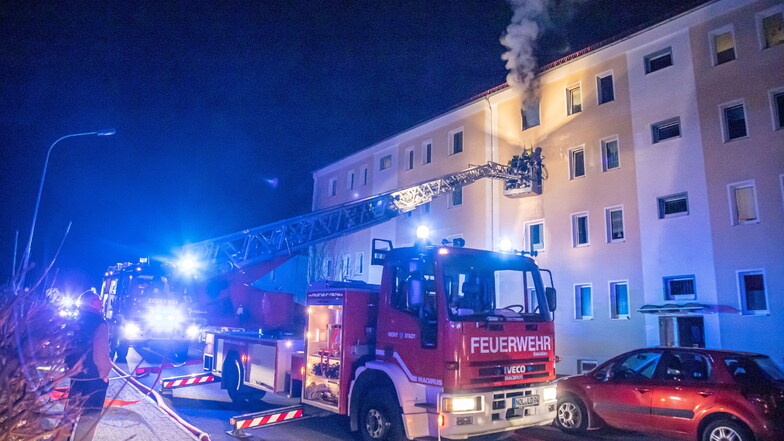 Erst vor Kurzem wurde die Nieskyer Feuerwehr zu einem Wohnungsbrand im Stadtzentrum gerufen. Wegen Corona können die erforderlichen Handgriffe derzeit nicht trainiert werden.