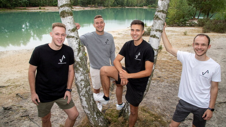 Diese vier jungen Männer organisieren Veranstaltungen für junge Leute (v. l.):  Fabian Wuitz, Alexander Kliemand, Paul Graf und Georg Wilde.