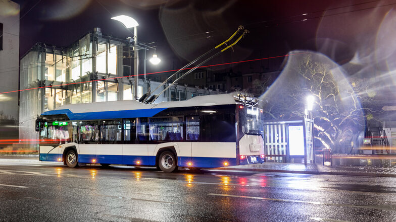 So sehen die aktuellen O-Busse der polnischen Firma Solaris aus Polen aus. Vier Bustypen dieser Firma sind derzeit in Dresden im Einsatz, darunter ein reiner Elektrobus als Testfahrzeug.