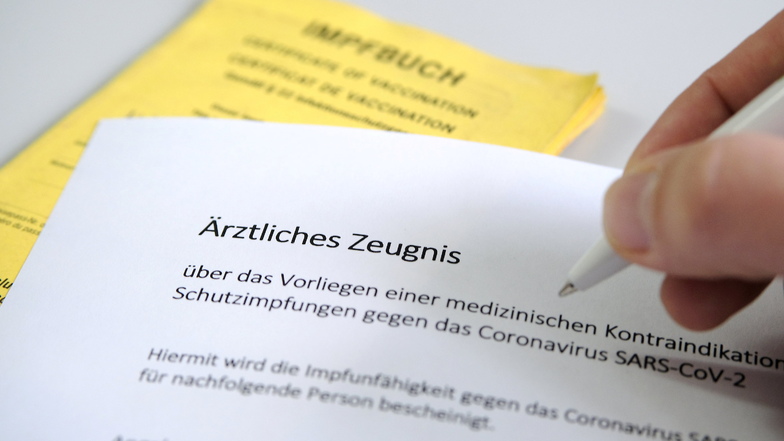 Dresden setzt die Pflege-Impfpflicht durch. Knapp 3.000 Schreiben wurden verschickt.