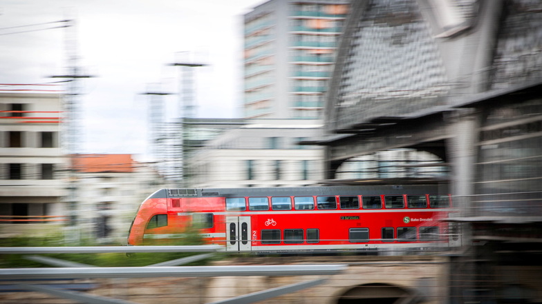 Die S-Bahn gilt als das Rückgrat des Dresdner Personennahverkehrs. Ihre Bedeutung könnte in Zukunft noch wachsen.